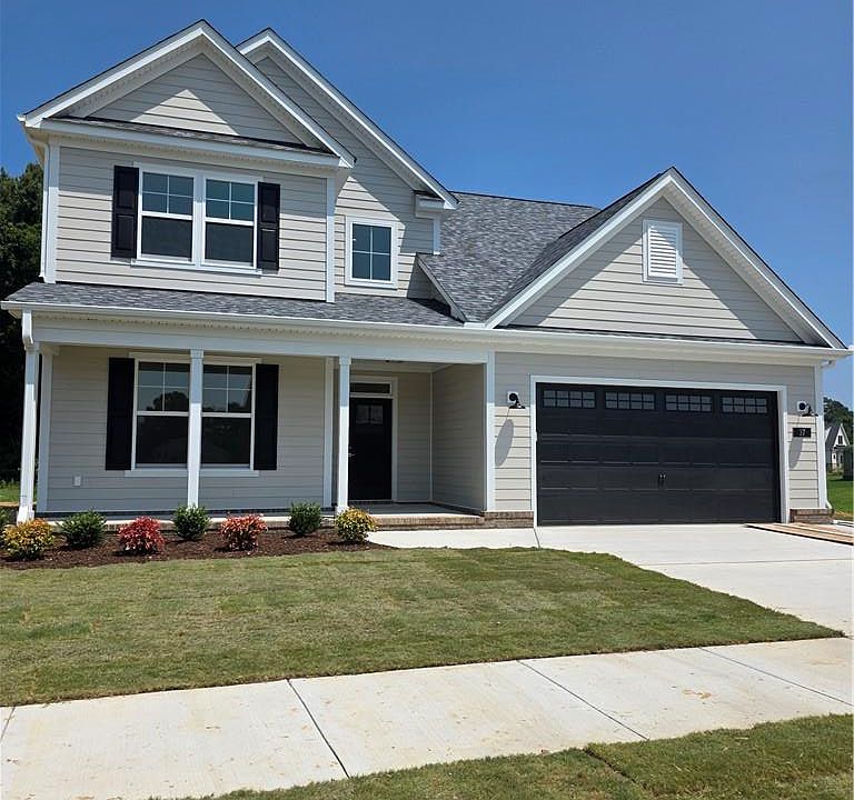 1st image of 25 River Edge Dr