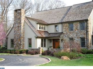 4 Steeplechase Ln, Malvern, PA 19355