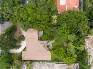 711 Terrell Rd, Terrell Hills, TX 78209