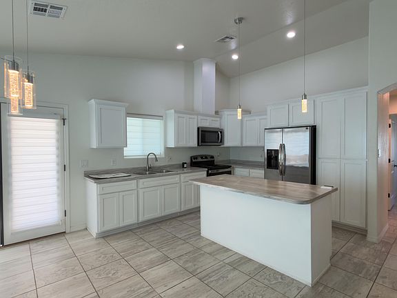 5th image of 3769 E San Marcos St