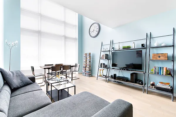 Sold by Compass | media 22