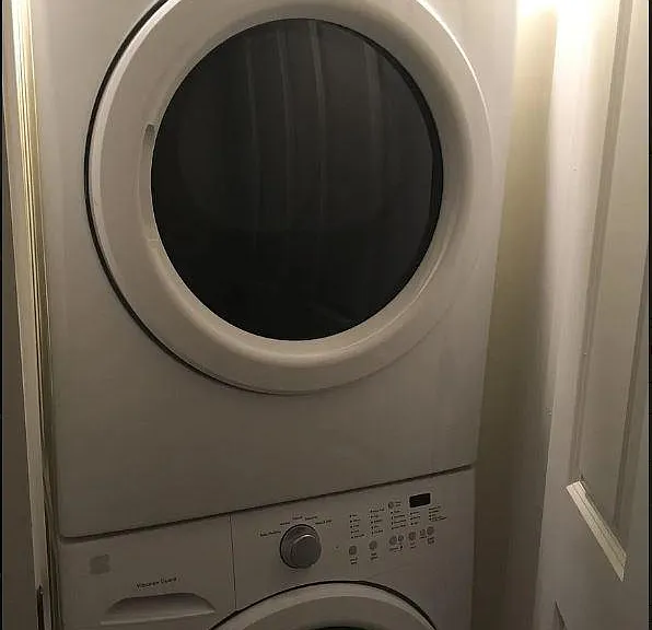 Washer/Dryer laundry closet