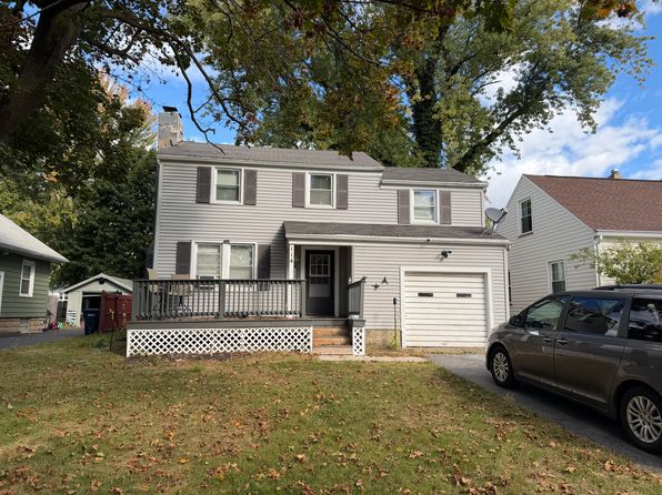 114 Arrowhead Dr