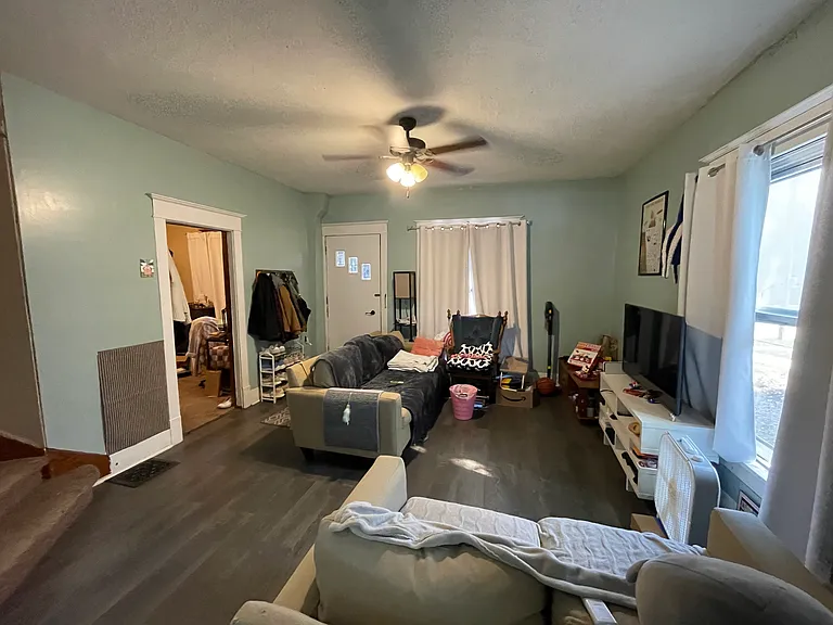 2235 Holdrege St — Photo 5