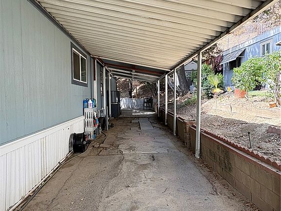 3rd image of 23500 The Old Rd Space 37