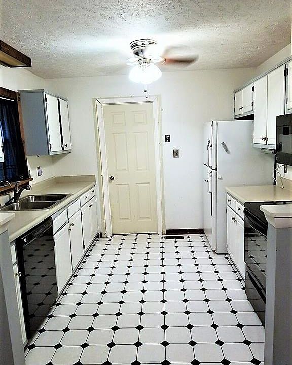 2nd image of 7009 Bostick Ct