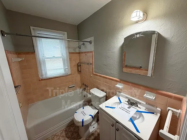 2527 Switzer Ave — Photo 22