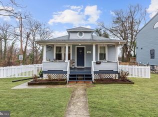 221 S Paradise Ave, Catonsville, MD 21228