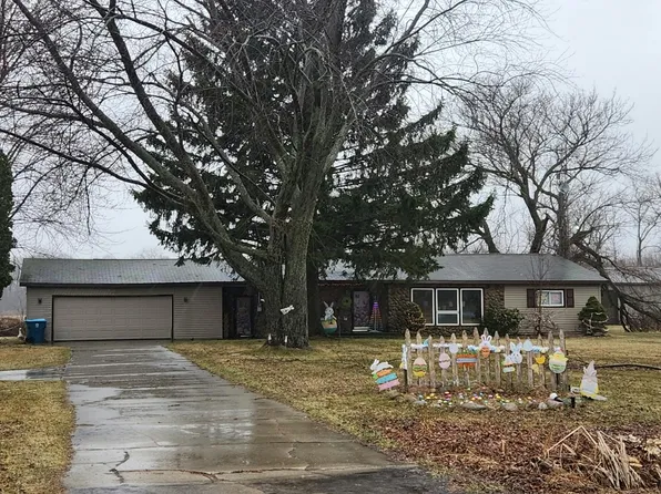 4975 Maloney Rd, Pinconning, MI 48650