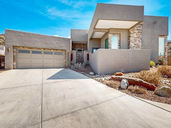5th image of 5100 Piedra Alta Ln NE
