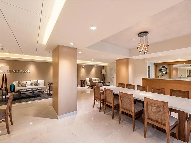 600 Grapetree Dr #8FS — Photo 34