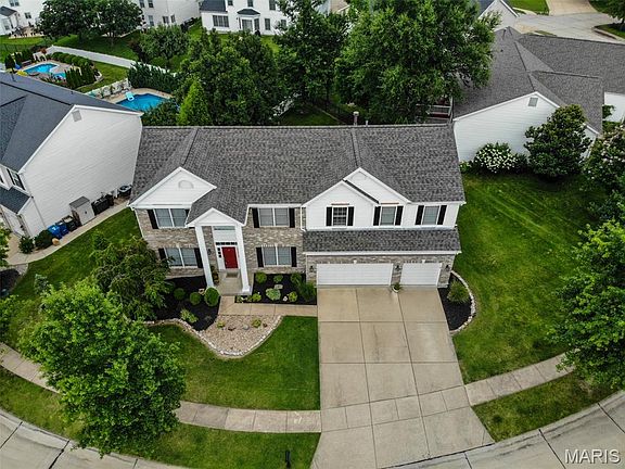 2nd image of 10232 Hartshill Ln