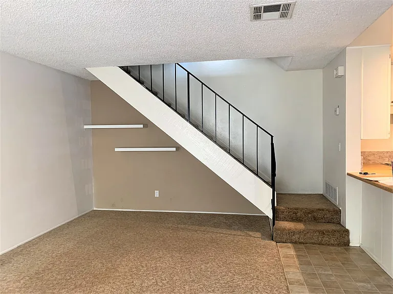 10645 Carmel Mountain Rd — Photo 5