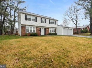 169 Glenview Ln, Willingboro, NJ 08046