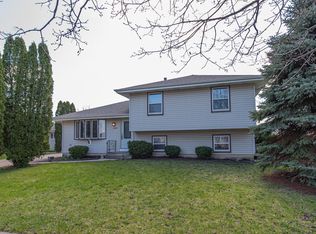 500 Whiteside Dr, Joliet, IL 60435