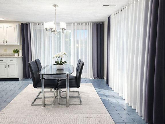 3rd image of 67 Paul Revere Rd