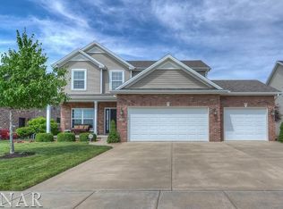 1219 Longford Ln, Bloomington, IL 61704