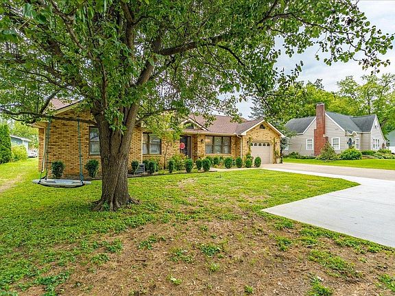 4th image of 309 Harmony Ln