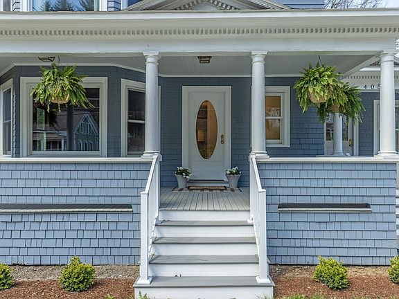 2nd image of 405 Maple Street