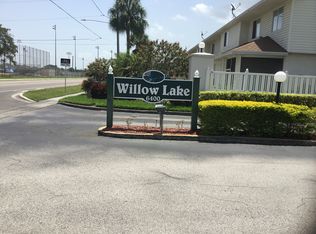6400 46th Ave N APT 107, Kenneth City, FL 33709