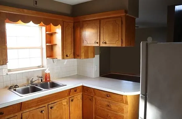 210 Montgomery St #210 — Photo 9