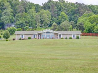 1009 W Union Valley Rd, Seymour, TN 37865