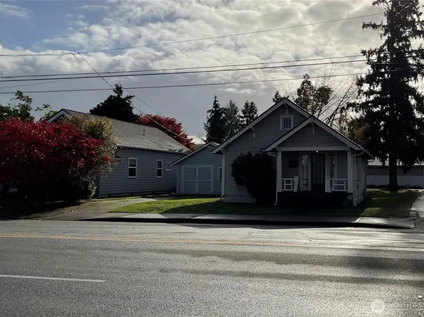 530 E Pioneer, Puyallup, WA 98372