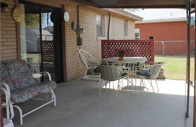 2nd image of 4340 SE 12th St