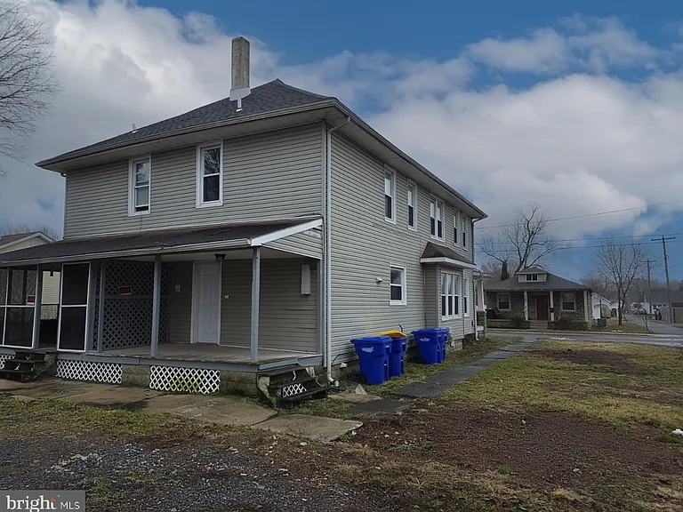 2 E Milby St — Photo 22