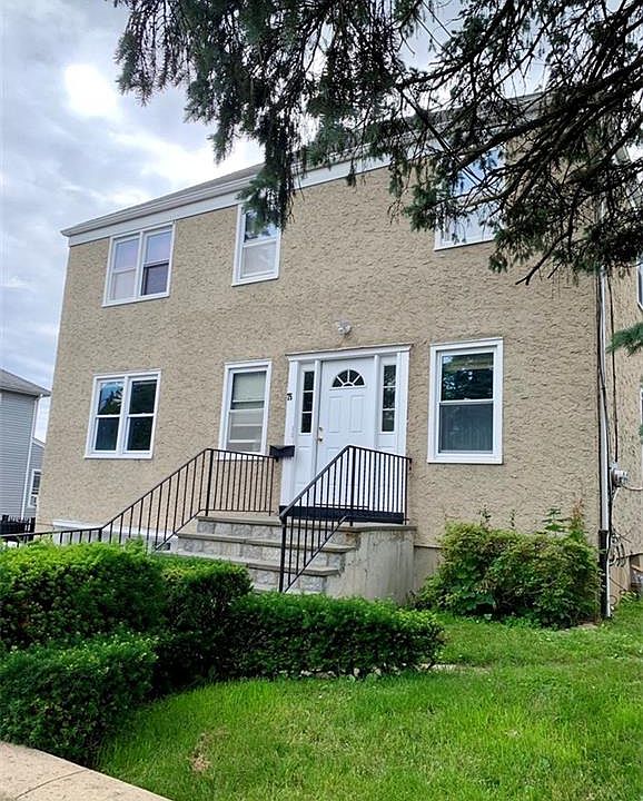 1st image of 75 Franklin Ave #1