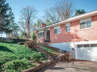 3425 View Ave, Roanoke, VA 24018