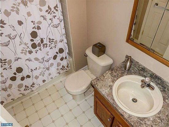 4th image of 302 Goldenrod Ct #184