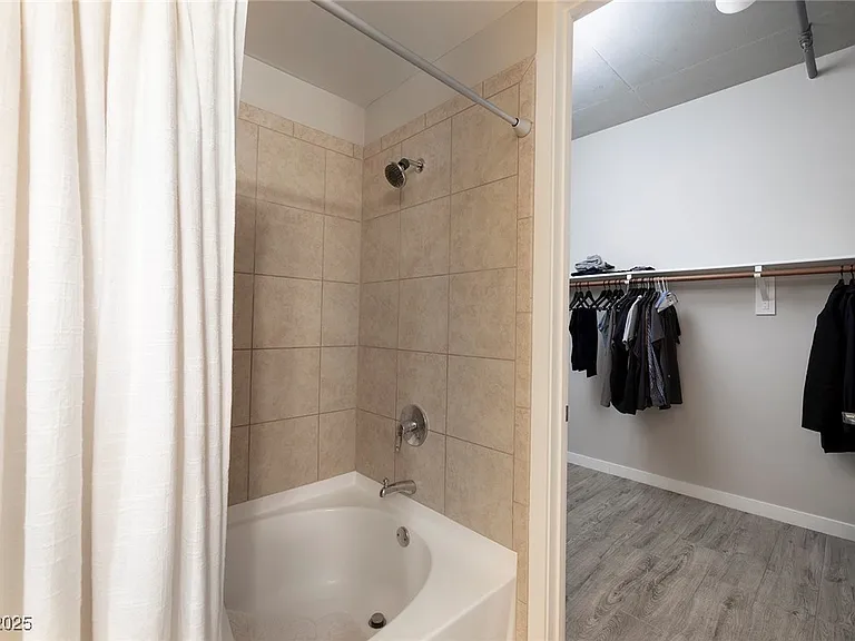 353 E Bonneville Ave #1006 — Photo 20