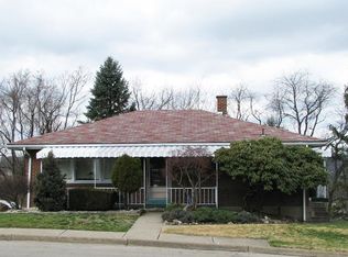901 Evans St, Jeannette, PA 15644