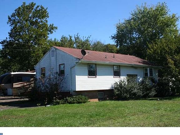 2nd image of 3338 Delsea Dr