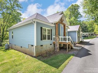 176 Sardis Rd, Asheville, NC 28806