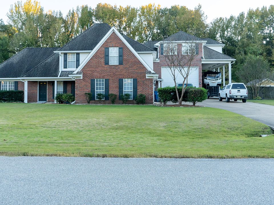 1st image of 2465 Wood Hill Dr
