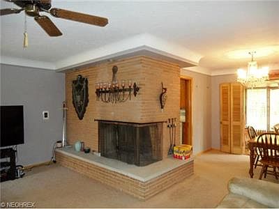 4th image of 4421 Ranchview Ave