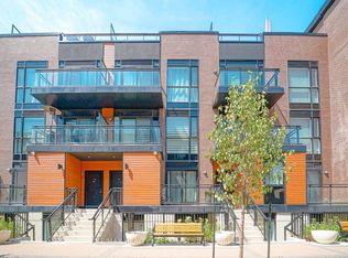 5289 Highway 7 #D902, Vaughan, ON L4L1T4