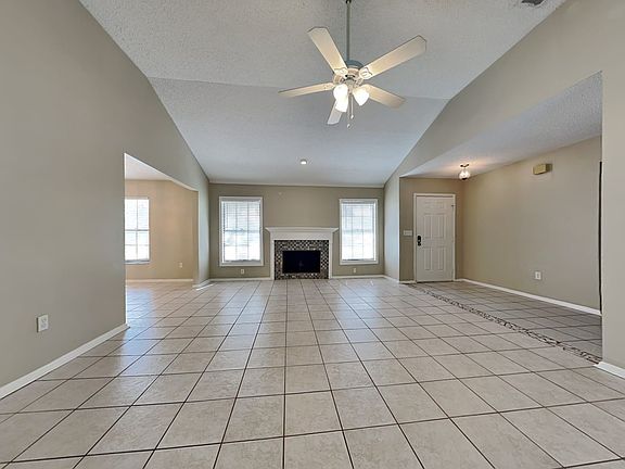 3rd image of 16608 Calico Pl