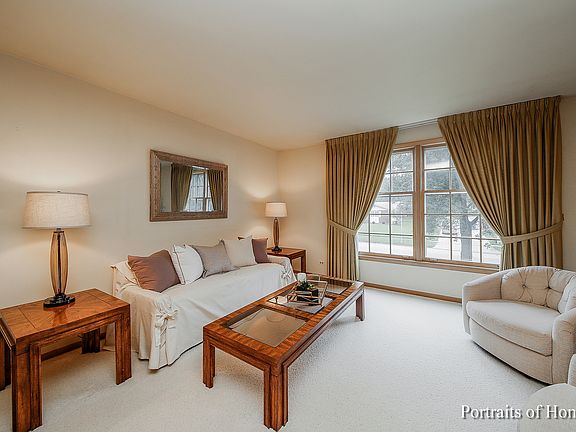 3rd image of 1396 Brentwood Ln