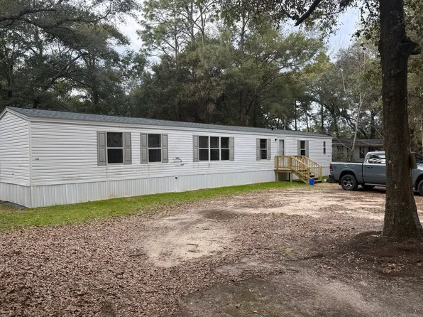 4073 Raven St, Milton, FL 32583