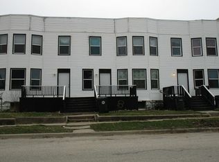 624 W 3rd St, Waterloo, IA 50701