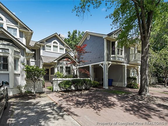 3rd image of 713 Marketview Ct