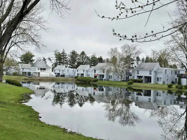 101 Cinnamon Spgs #101, South Windsor, CT 06074