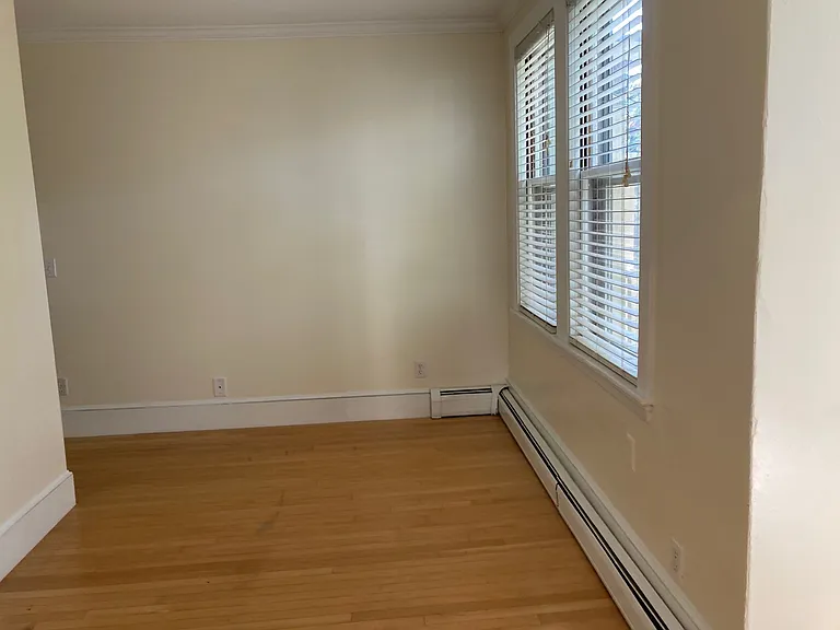 325 Spring St #2 — Photo 18
