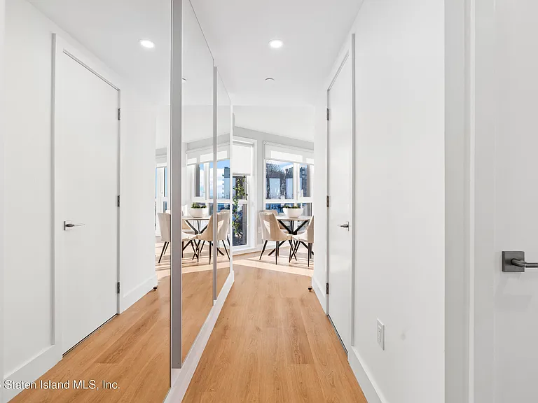 5 Stuyvesant Pl #7C — Photo 19