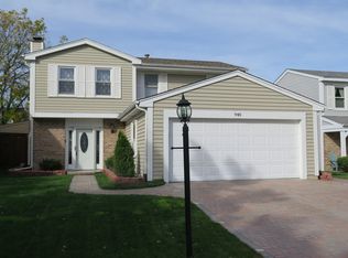 940 Edenwood Dr, Roselle, IL