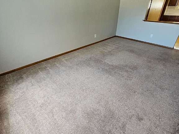 3rd image of 28555 Little Mack Ave