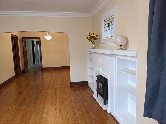 4th image of 1833 Gunderson Ave APT 1